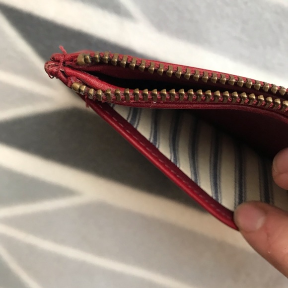 COACH BLEECKER VINTAGE RED LEATHER MINI SKINNY - Picture 7 of 7